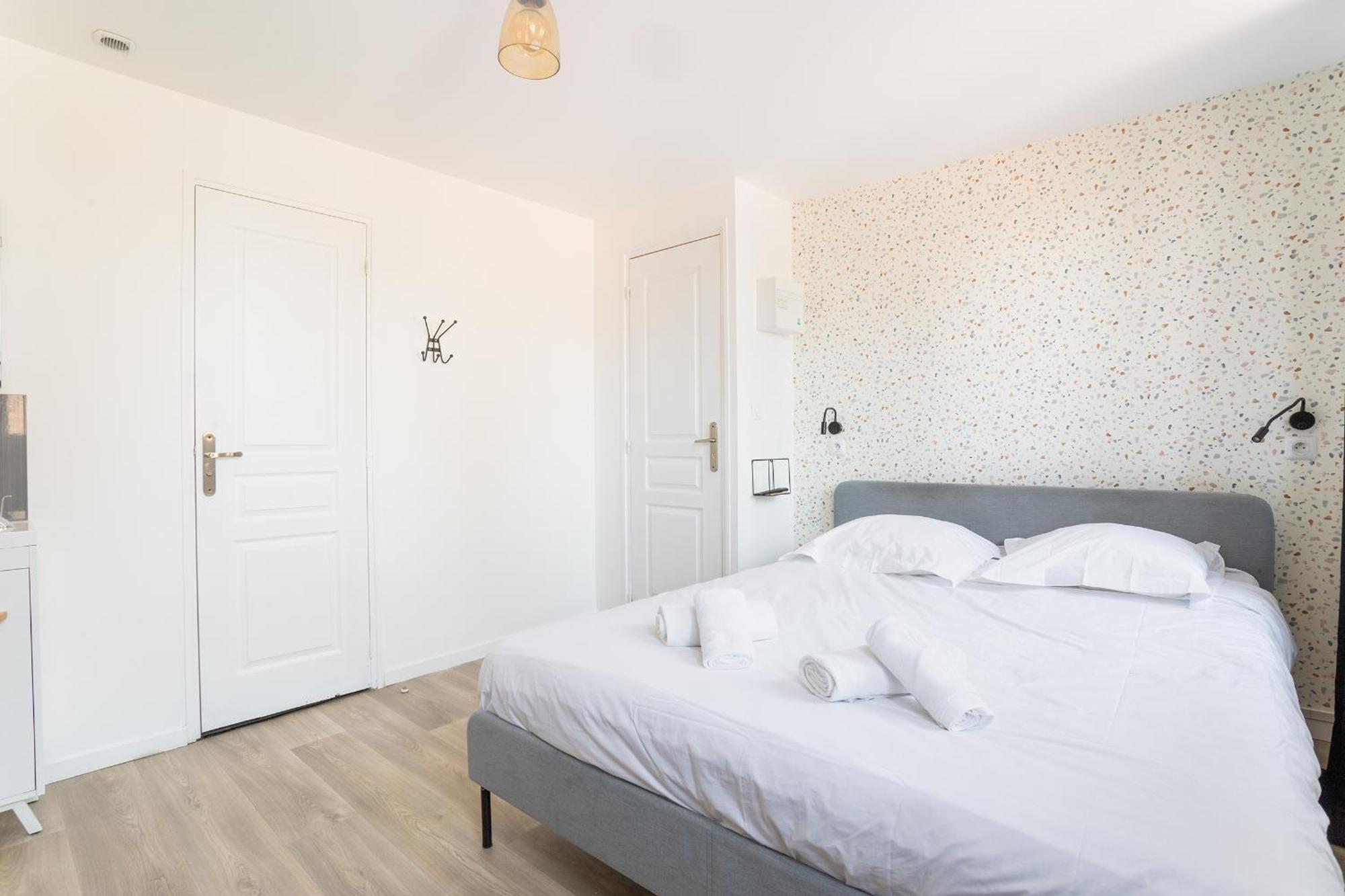 S&K Suite Grande Rue Roubaix - Chambre Spacieuse Et Sdb Privee - Netflix Et Cuisine المظهر الخارجي الصورة
