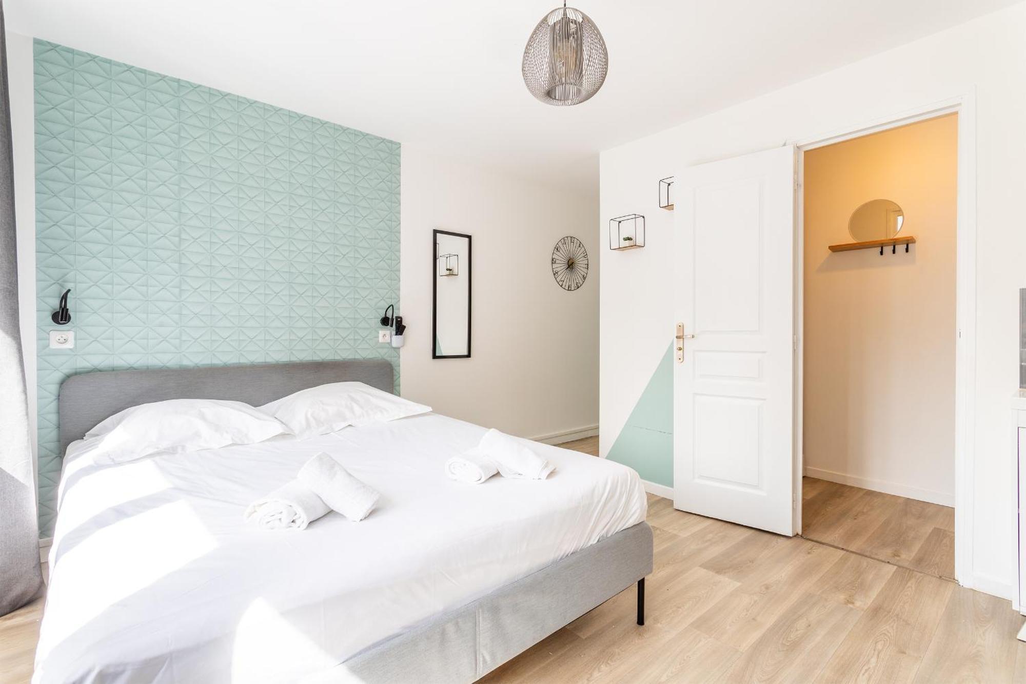 S&K Suite Grande Rue Roubaix - Chambre Spacieuse Et Sdb Privee - Netflix Et Cuisine المظهر الخارجي الصورة